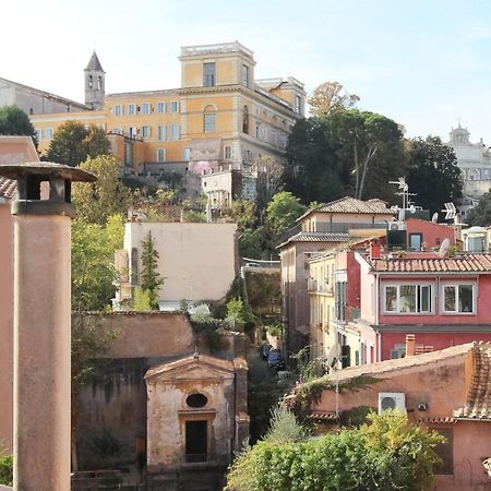 Luxury Art Apartment In Trastevere With Terrace 로마 외부 사진